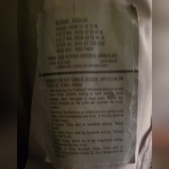 New! US ARMY Military Issued ACU Parka Cold Weather Universal Camouflage - Picture 2 of 6